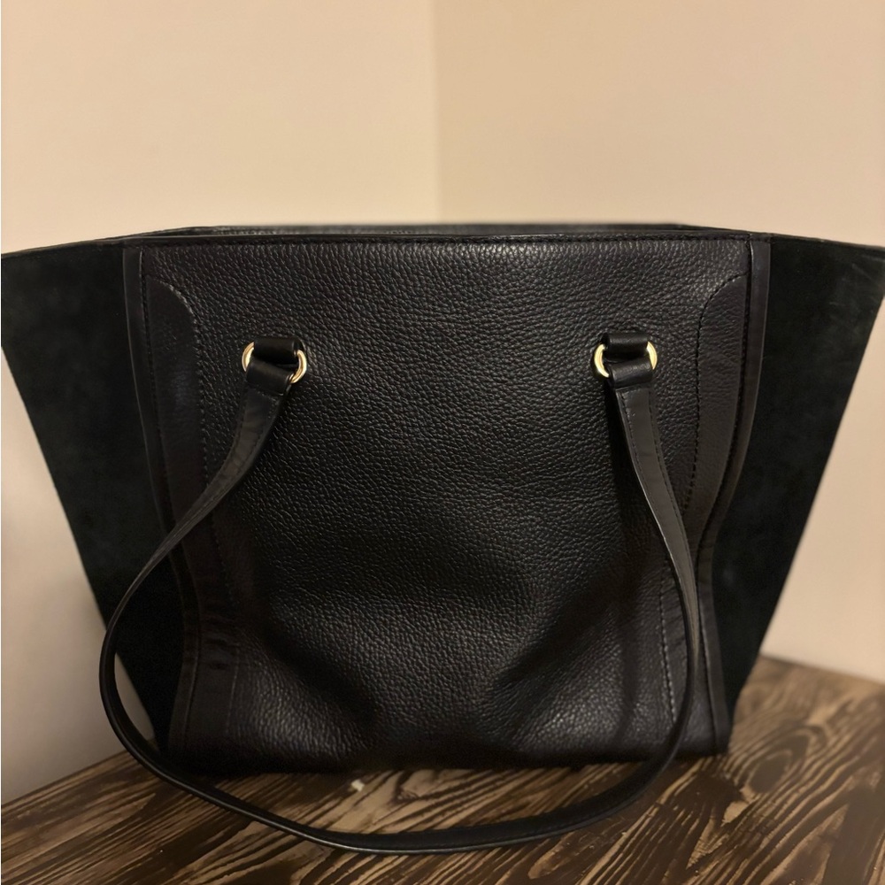 Michael Kors Black Tote Bag | Gold Accents | Spacious Everyday Purse - Picture 3 of 8